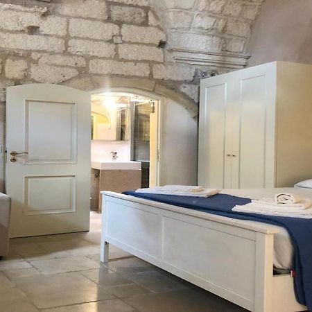 Odegos Monolocali Vico Sant'Antonio Villa Carpignano Salentino Ngoại thất bức ảnh