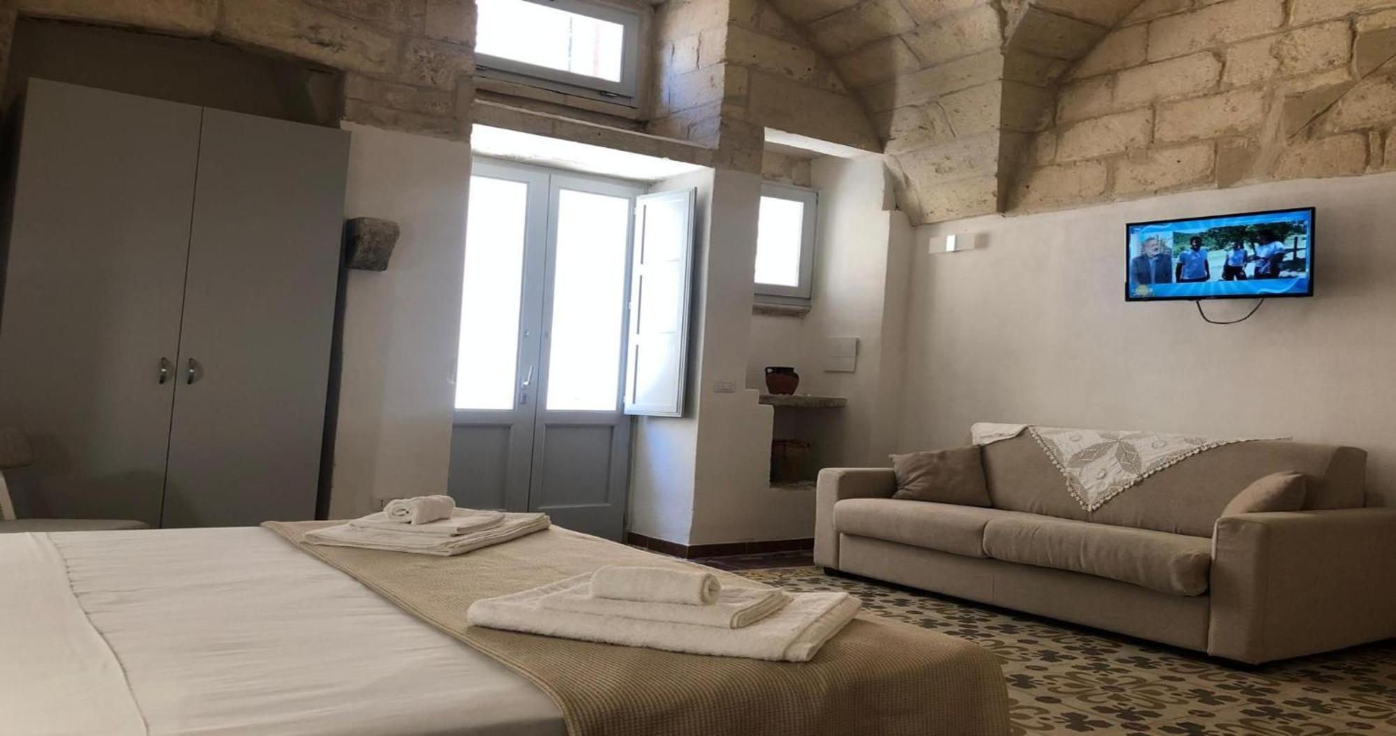 Odegos Monolocali Vico Sant'Antonio Villa Carpignano Salentino Ngoại thất bức ảnh