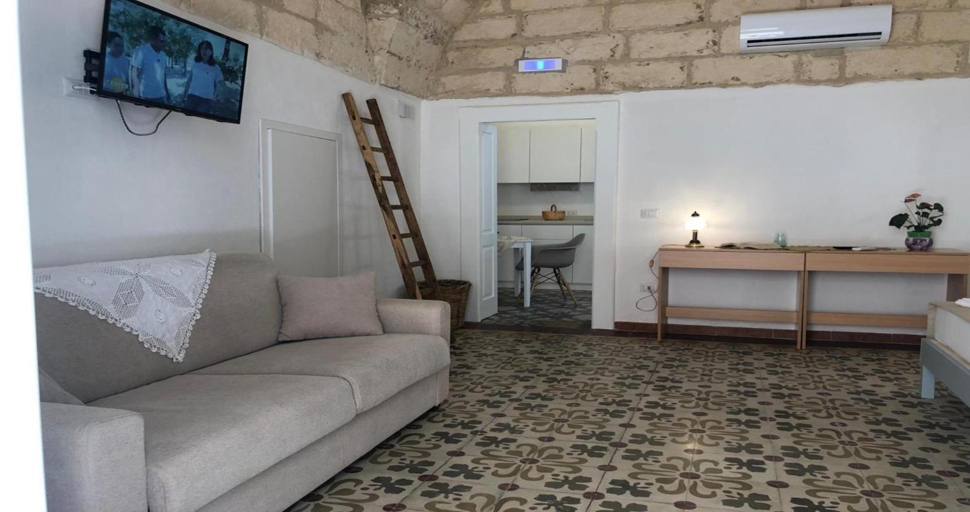 Odegos Monolocali Vico Sant'Antonio Villa Carpignano Salentino Ngoại thất bức ảnh