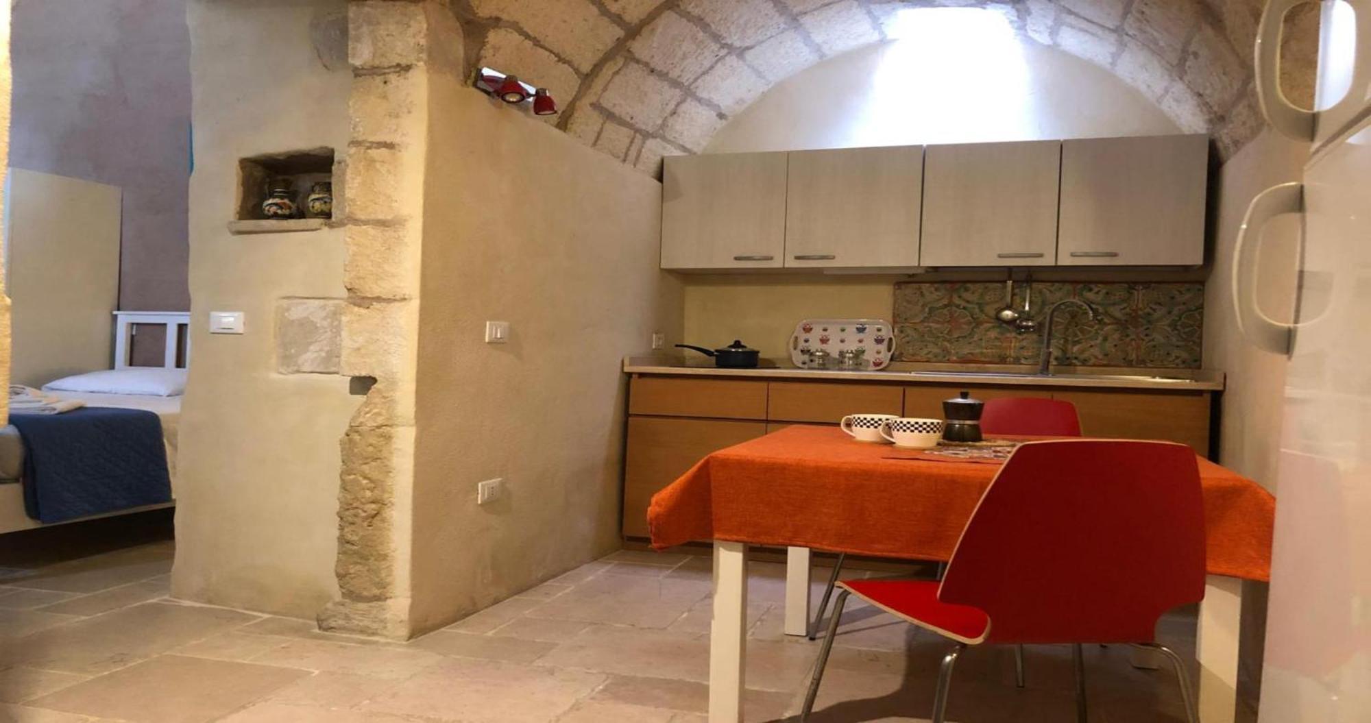 Odegos Monolocali Vico Sant'Antonio Villa Carpignano Salentino Ngoại thất bức ảnh