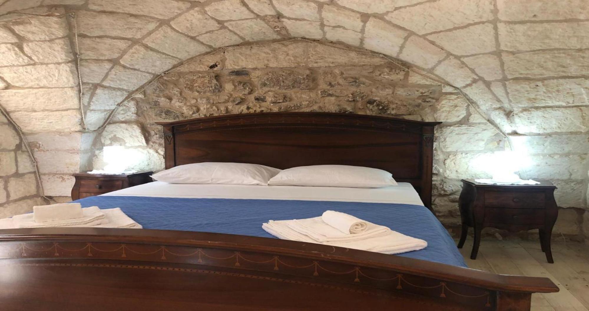 Odegos Monolocali Vico Sant'Antonio Villa Carpignano Salentino Ngoại thất bức ảnh
